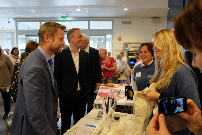 Helseminister Bent Høie besøker Aker sykehus 30. september 2014