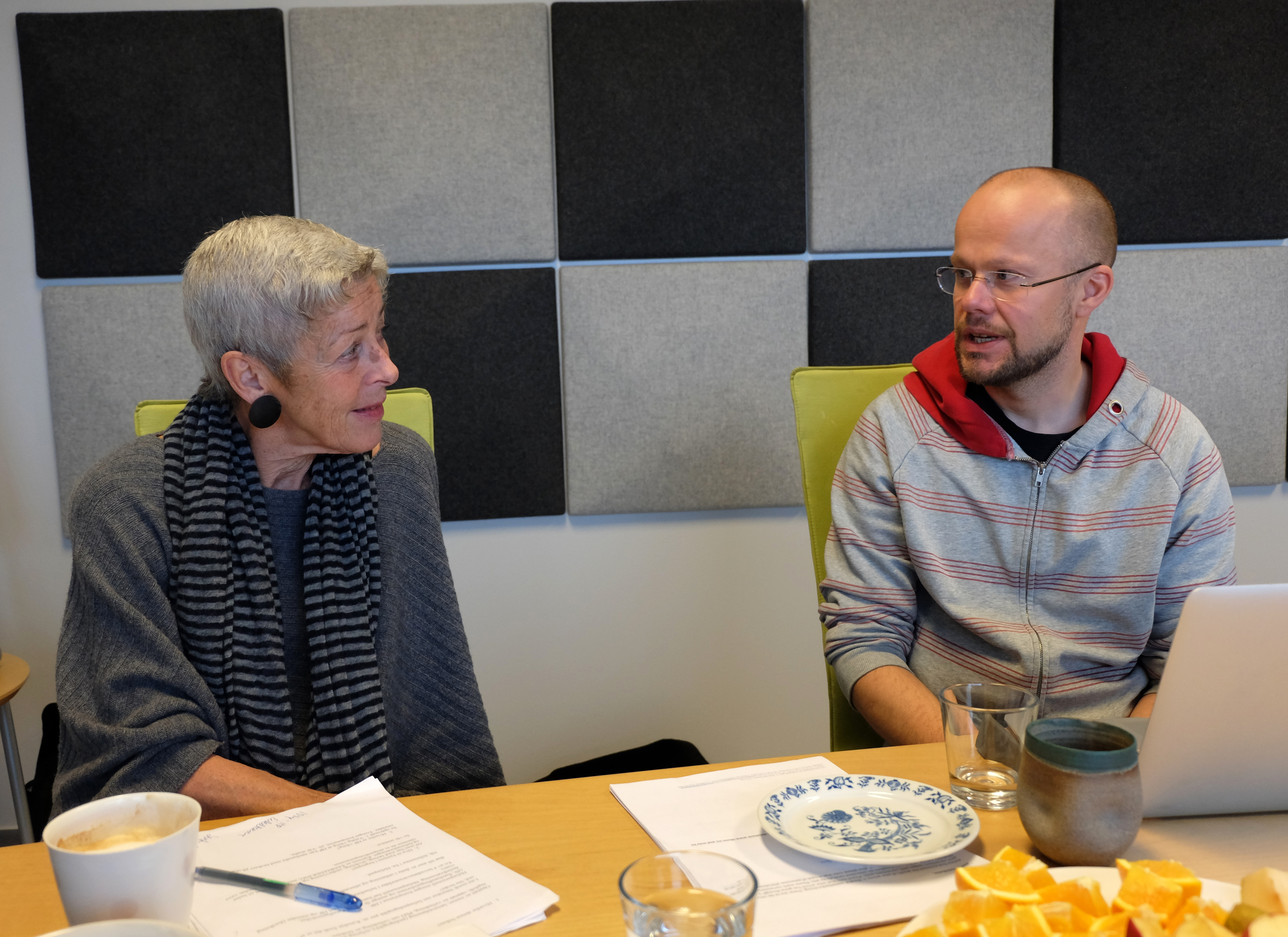 Forfatter Sidsel Tveiten og seniorforsker André Vågan i samtale om helsepedagogikk.
